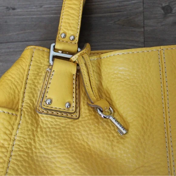 Vintage Fossil Yellow Y2K Shoulder Bag - Picture 2 of 9